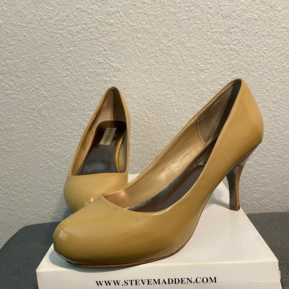 Nude Patten Leather Pinelope Steve Madden Heels